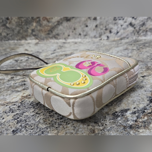 NWOT Coach Wristlet Beige Gold Zippered Front Pocket Embellished Colorful - Picture 9 of 12